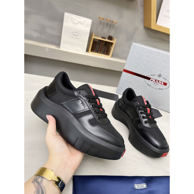 Pra*a casual shoes